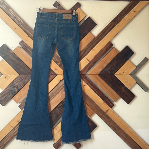 AC for AG Raw Hem Super Flare Stretch Jeans size 26 - Picture 2 of 6